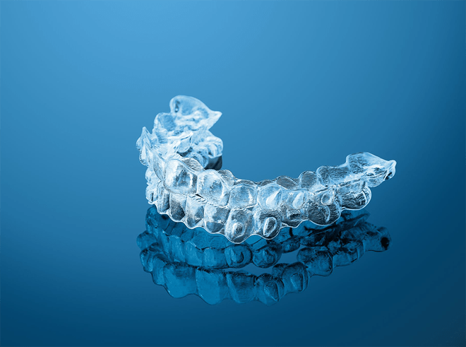 Niềng răng bằng Invisalign là một trong những công nghệ mới hiện đại