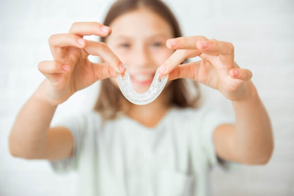 Niềng răng bằng silicon có tốt không?