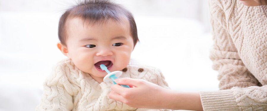 Những lưu ý khi vệ sinh răng miệng cho bé 1 tuổi